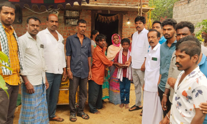Karunakar-support-for-poor-families Karunakar support for poor families