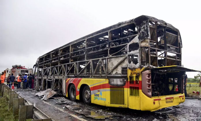 Responded-by-Vemuri-Kaveri-Travels-kurnool-bus-accident-1 Responded by Vemuri Kaveri Travels kurnool bus accident