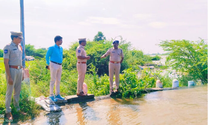 SP Narasimha IPS Inspects Water Flow and Issues Safety Advisory Suryapet