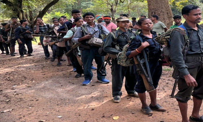 21 Maoists surrender in Chhattisgarh 21 Maoists surrender in Chhattisgarh