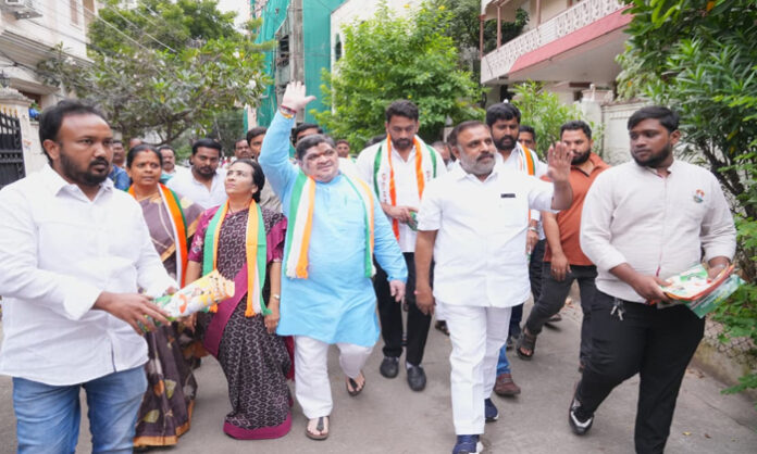 Minister Ponnam campaigning in Jubilee Hills Minister Ponnam campaigning in Jubilee Hills