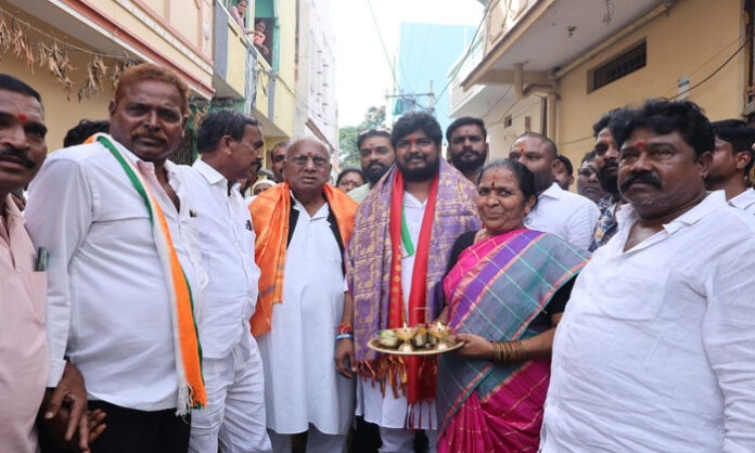 VH campaign in support of Naveen Yadav VH campaign in support of Naveen Yadav