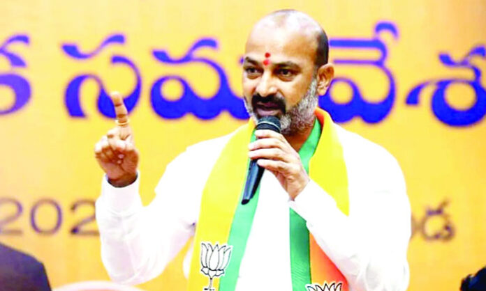 Union Minister Bandi Sanjay announcing Rs 10 lakh incentive funds for unanimous BJP-backed sarpanchs ahead of Gram Panchayat elections.