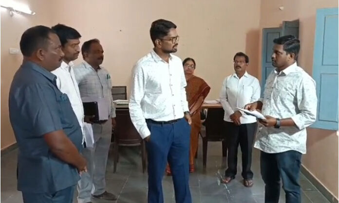 District Collector Adarsh Surabhi instructing officials to restrict entry to three persons at nomination centers during Gram Panchayat elections