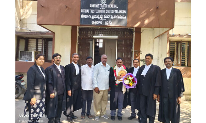Telangana Intellectuals Forum felicitating senior advocate SS Rao for his appointment as Administrator General and Official Trustee of Telangana High Court