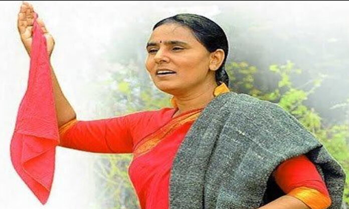 The distortion of the song 'Payilam..' is not correct