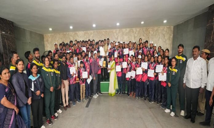 cm revanth reddy with athletes