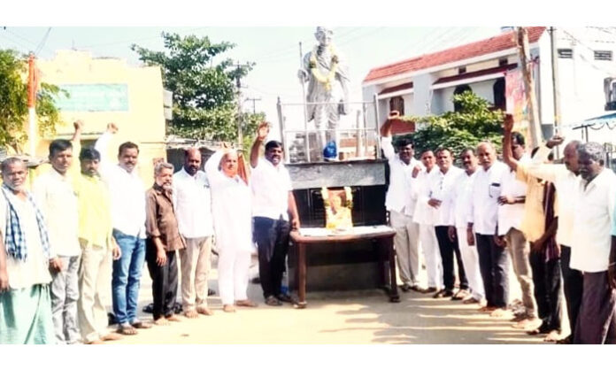 indira-gandhi-jayanti-bandaru-chandrapal-reddy-tributes