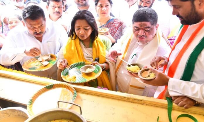 ponnam prabhakar, mayor vijayalaxmi