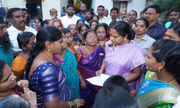 Meeting with homeless victims