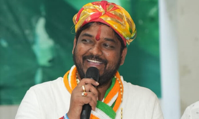 Congress on the verge of victory