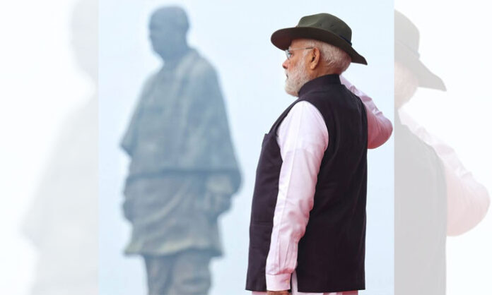 pm-modi-tribute-to-sardar-patel-ekta-diwas-parade-operation-sindoor