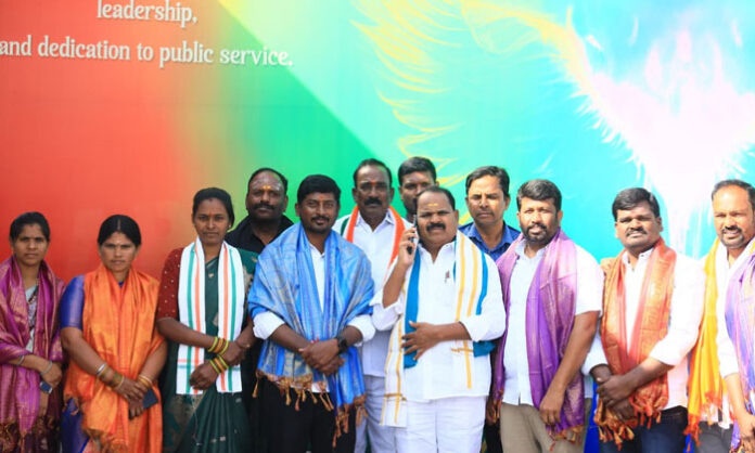 Shadnagar MLA Veerlapalli Shankar felicitates Chegur village sarpanch and ward members, emphasizing lasting development works.