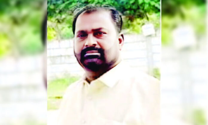 Illegal construction activity in Kapra Circle with additional floors being built without GHMC permits.