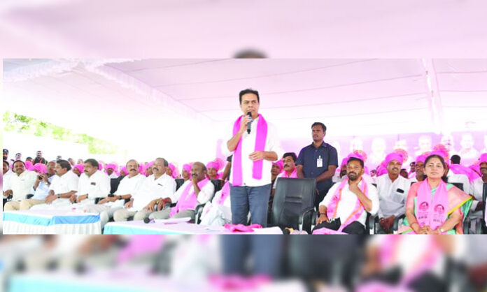 KTR addressing newly elected BRS Sarpanches at a felicitation meeting in Yadadri Bhongir district, urging preparation for Zilla Parishad elections.