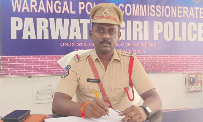 Parvathagiri mandal police advisory issued by SI B Praveen regarding New Year celebrations safety rules