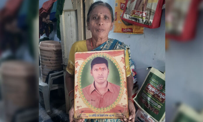 Mother of Telangana martyr Rajukumar Chary, Jayamma, pleading with CM Revanth Reddy about her difficult living conditions in Narsampet.