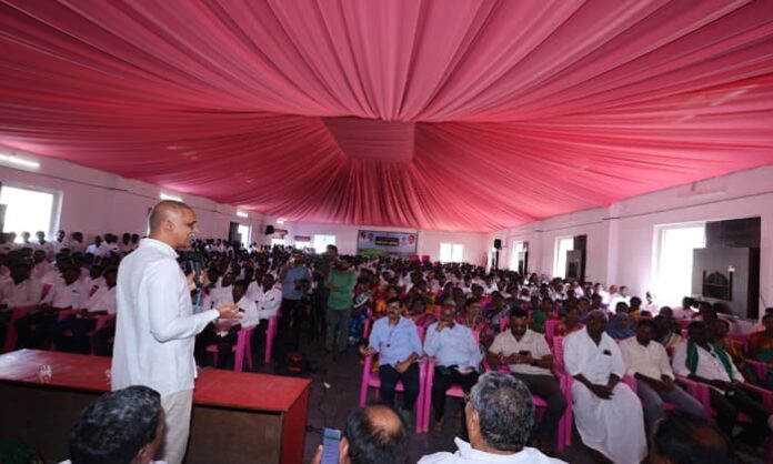 brs meeting in medak by harish rao