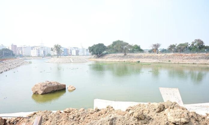 historic Bamruknuddoula Lake in Old City