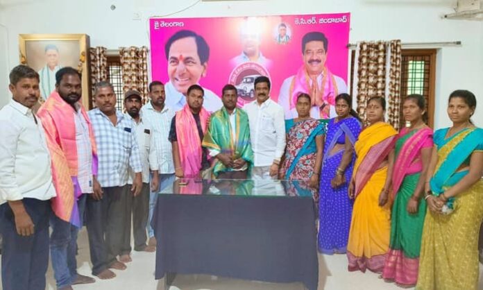 unanimously elected leaders met mla vemula prashanth reddy