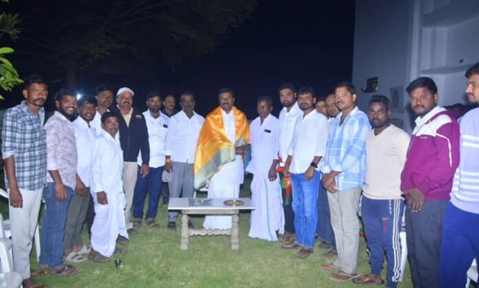 brs leaders join in bjp at nirmal