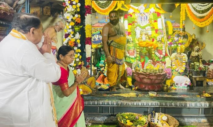 Banswada MLA Uttara Dwara Darshanam in erragadda temple