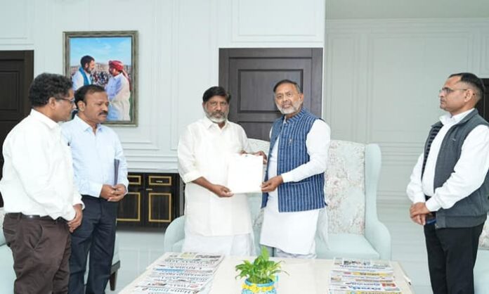 Rajasthan Power Minister Hiralal Nagar met Telangana Deputy CM & Energy Minister Bhatti Vikramarka Mallu in Hyderabad