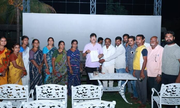ntr colony people met armoor mla
