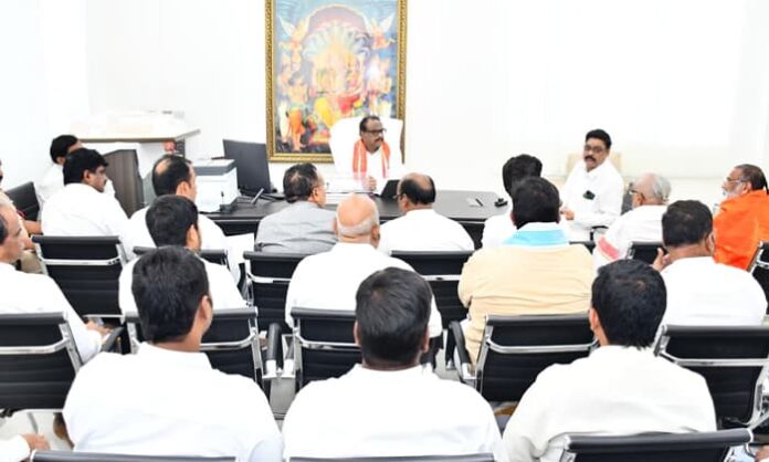 yadadri temple eo review meeting