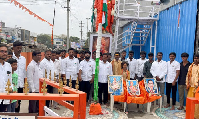 ABVP organizes 77th Republic Day celebrations at Swami Vivekananda Chowrasta in Wanaparthy with students and leaders participating