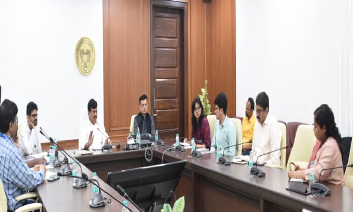 minister ponguleti srinivas reddy