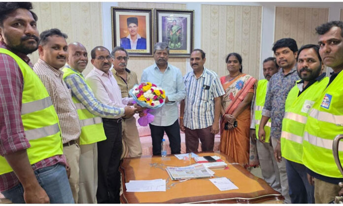 MLA Padmarao Goud meeting Transco officials to resolve power supply problems in Secunderabad.