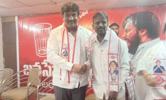 Senior journalist Nagendrababu joining the Janasena Party in Medchal Malkajgiri district