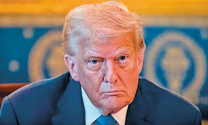 US President Donald Trump warns India of imposing higher tariffs on trade, criticizing India’s oil imports from Russia and urging compliance with US trade expectations.