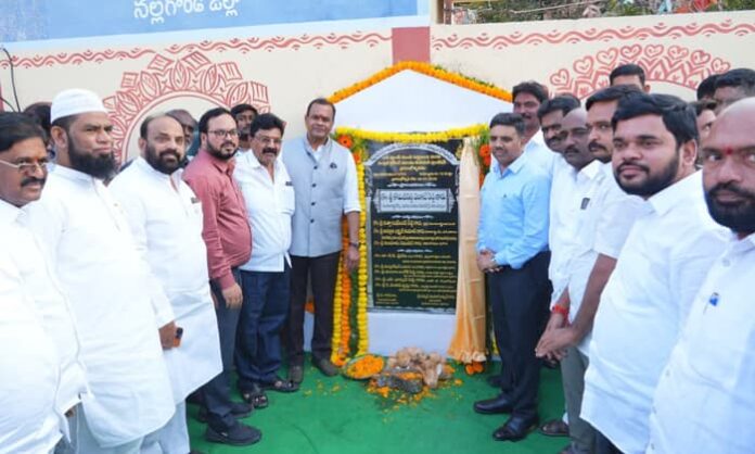 minister komatireddy