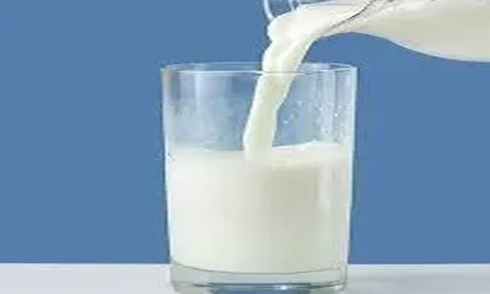 milk problems.. Diarrhea, Vomiting, Abdominal Pain