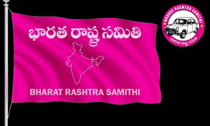 BRS party workers and flags seen in Alair town during the municipal election campaign amid cadre confusion