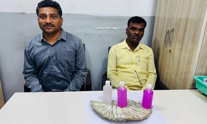 ACB officials arrest home guard in bribery case near Keesara in Telangana