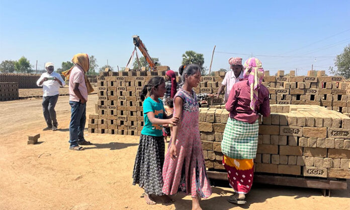 Illegal brick kilns operating on agricultural land in Kukunoorpally village affecting children and environment