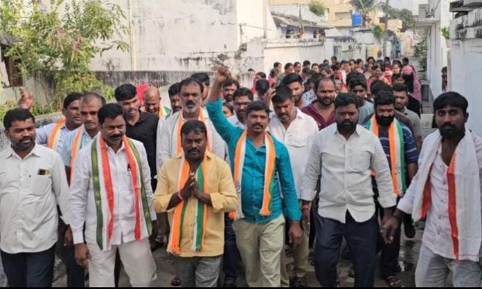 Katam Venkatesham campaigning in Chityal municipality alleging BRS failure to provide double bedroom houses