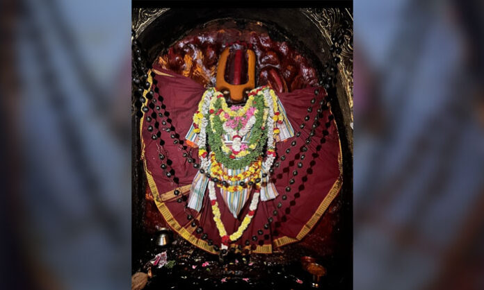 Devotees throng Mallur Hemachala Sri Lakshmi Narasimha Swamy Temple during Medaram Jatara in Mulugu district