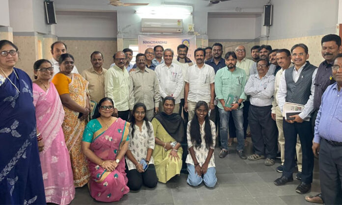 Jai Swaraj Party chief KSR Gowda speaking at Mano Bandhu Foundation Telangana meeting in Begumpet Hyderabad