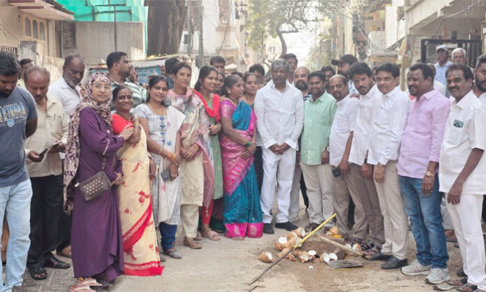 Secunderabad MLA Padma Rao Goud inaugurating development works in Boudha Nagar division
