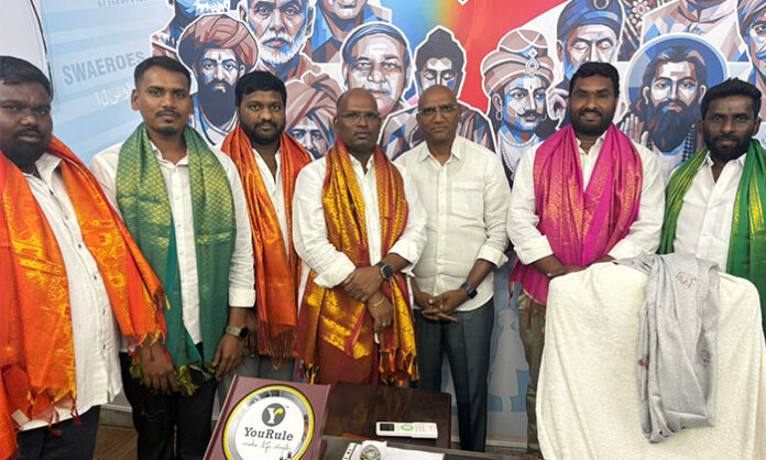 R.S. Praveen Kumar meets Bandaravirala Sarpanch and Panchayat members, advising them to make significant contributions to village development.