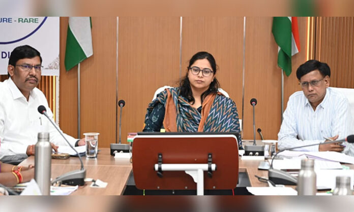 District Collector Abhilasha Abhinav reviewing Public Administration Progress Plan implementation with district officials at Collectorate