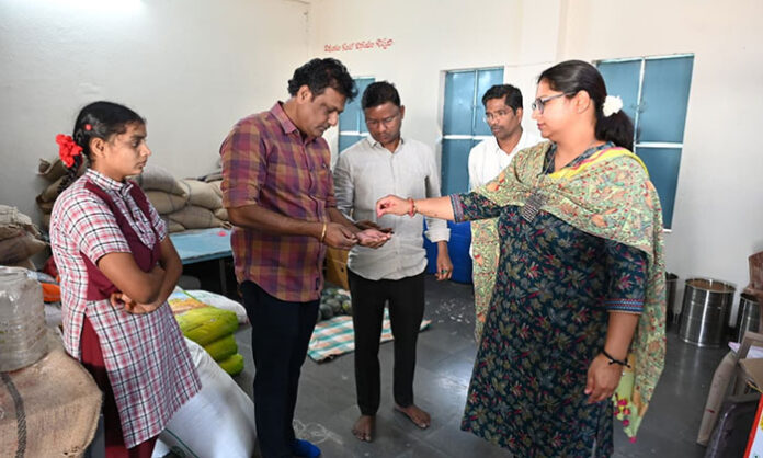 District Collector Abhilasha Abhinav inspecting Kasturba Gandhi Balika Vidyalaya and interacting with students during surprise visit