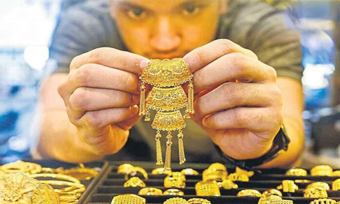 Gold and silver prices surge in India amid US Israel Iran tensions impacting bullion market