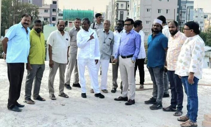 Teegulla Padmarao Goud inspecting construction work at Kutti Vellodi Government Civil Hospital in Sitaphal Mandi highlighting expansion of medical services for the poor