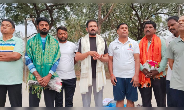 Municipal Vice Chairman Appala Ganesh Chakravarthy participating in morning walk with Walking and Laughing Association in Nirmal