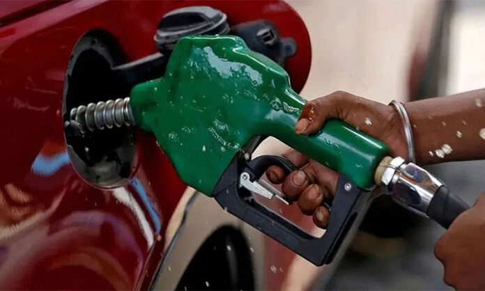 Petrol and diesel pumps in India showing stable prices despite excise duty cut due to losses faced by oil companies